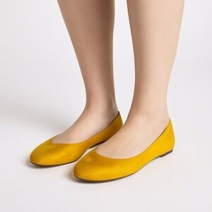 Ollio Yellow Black Suede Ballet Flats Women's Size 9 Slip On Round‎ Toe Shoes